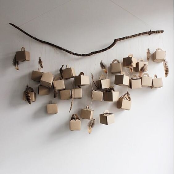 natural christmas decorations made from paper boxes