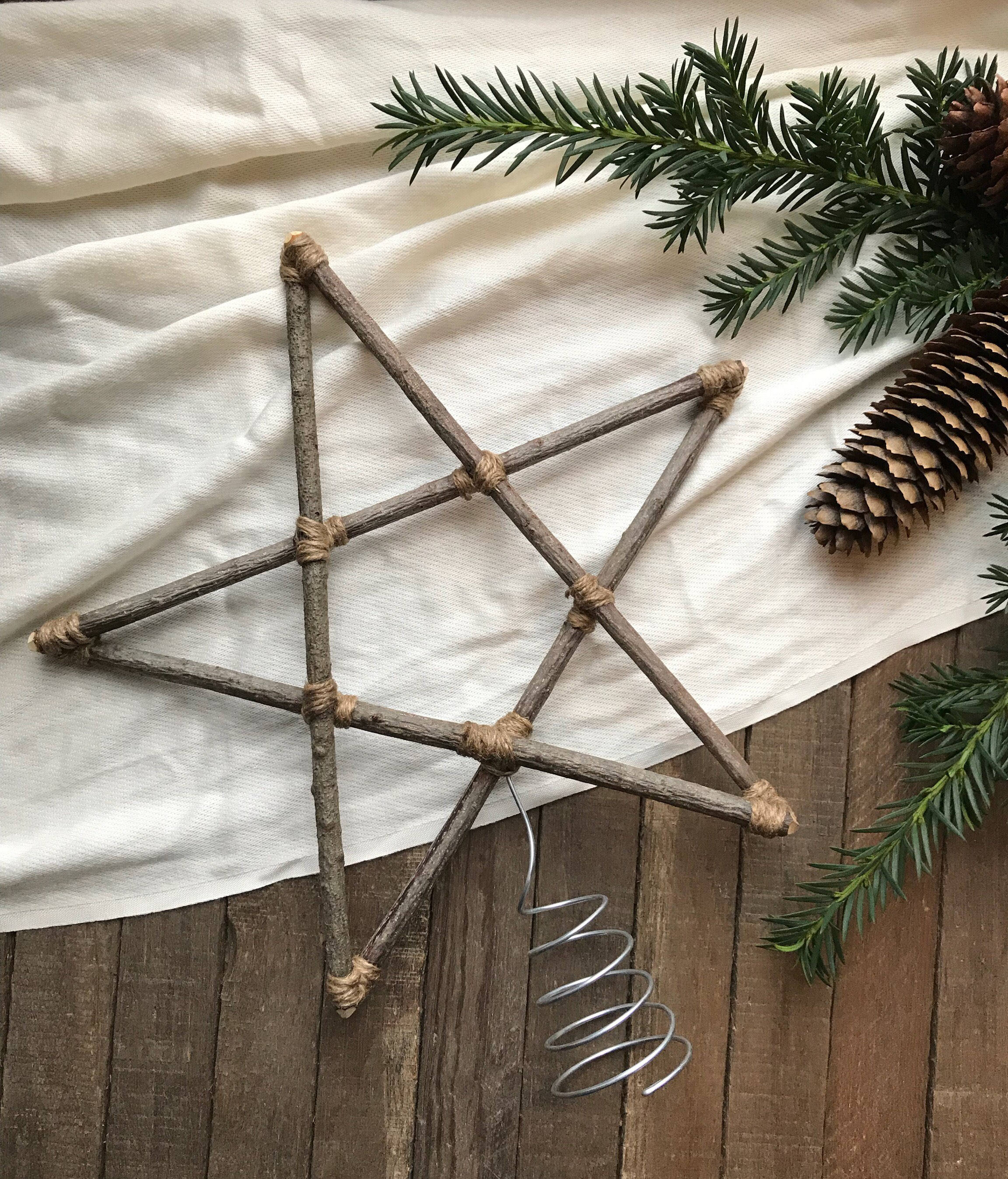 22 DIY Natural Christmas Decorations For Your Home